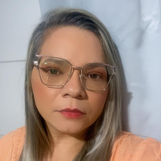 Babysitter in Santa Rita: Rosa