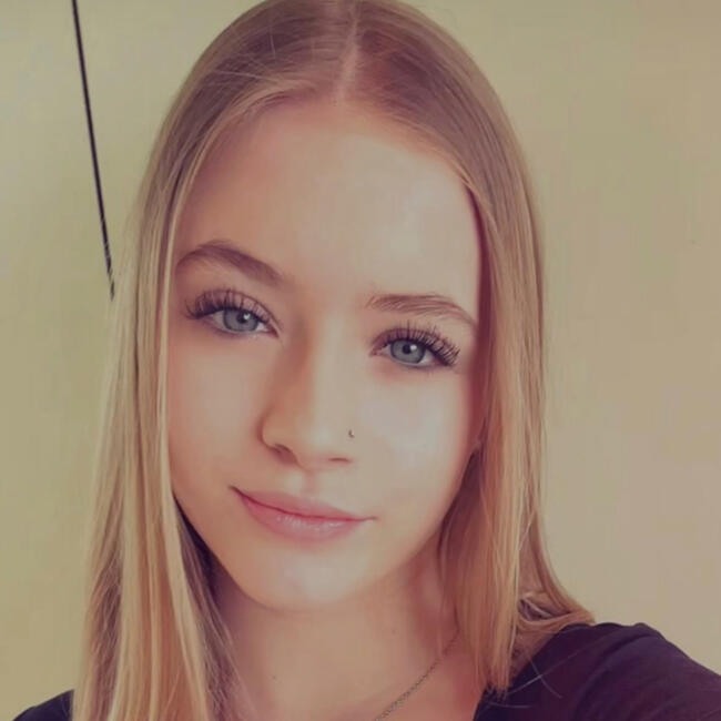 Babysitter in Aarau: Larissa