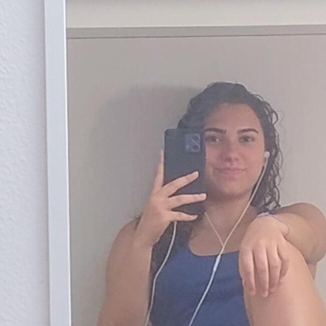 Babysitter in Rome: Teresa