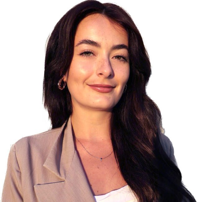 Babysitter in Kayl: Mara