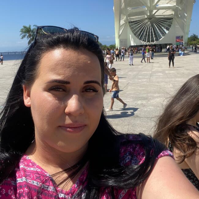 Babá em Curitiba: Dayane