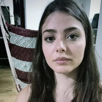 Babysitter in Vinhedo: Thaina