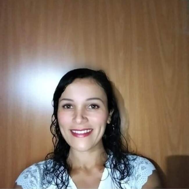 Babysitter in São Gonçalo (São Gonçalo): Aline