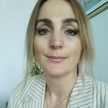 Babysitting job in Sarajevo: babysitting job Vildana