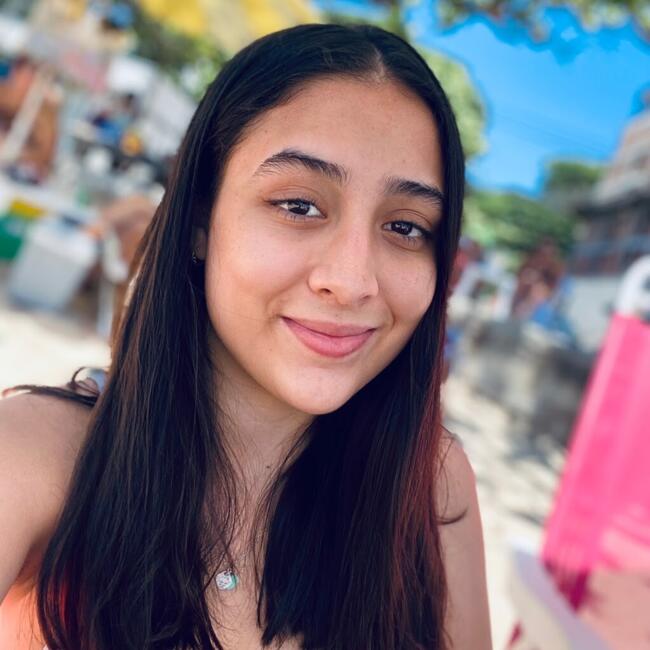 Babá em Uberaba: Laura