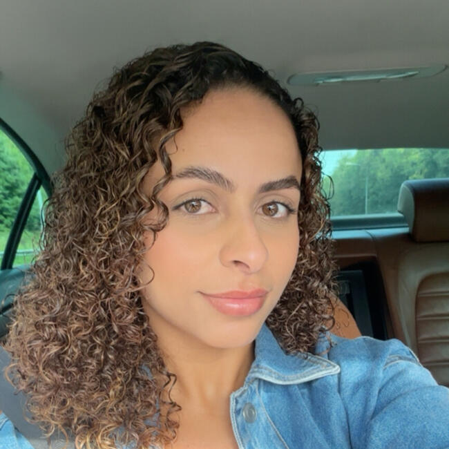 Babysitter in Dublin: KAMILA OLIVEIRA Souza