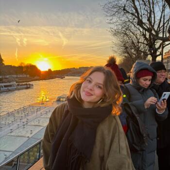 Baby-sitter Bordeaux: Luna