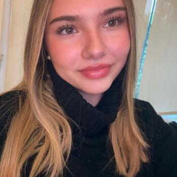 Babysitter in La Reina: Agustina