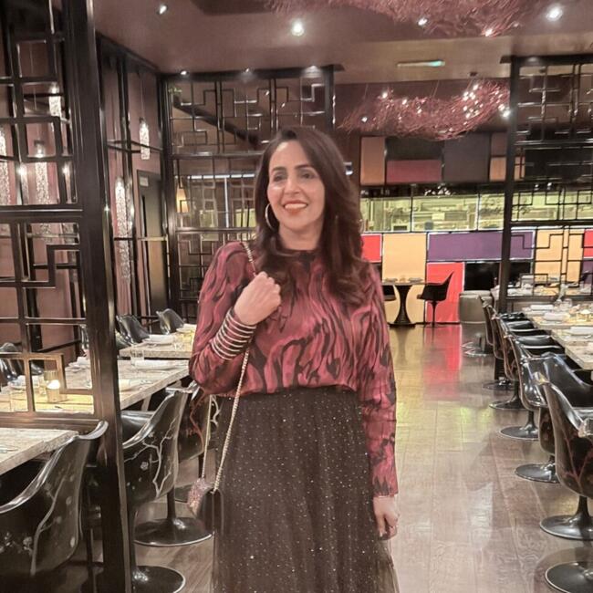 Babysitter in Manchester: Fakhara