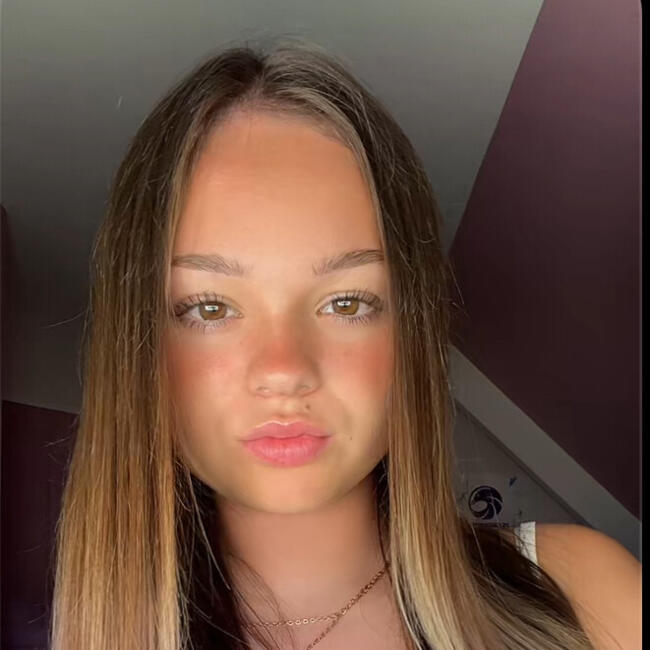 Babysitter in Montmartin-sur-Mer: Lise
