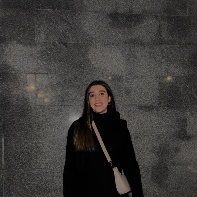 Babysitter in Lousada: Carina