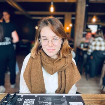 Babysitter Zwevegem: Zoé Deconinck