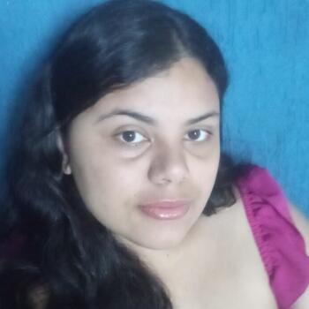 Babysitter Praia Grande: Jamile