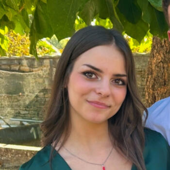 Babysitter in Hières-sur-Amby: Emmy