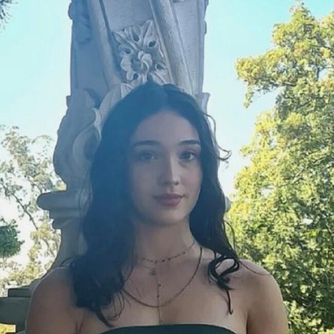 Babysitter in Cugnaux: Sarah