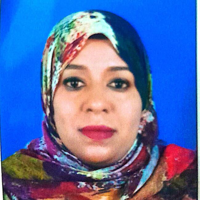 Babysitter in Doha: عزه