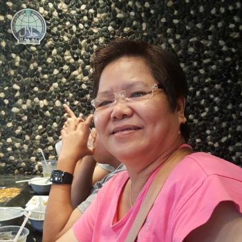 Nannies in Singapore: Gina