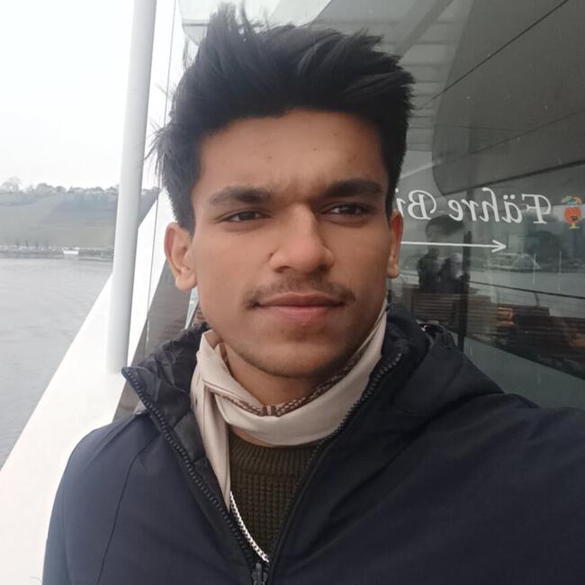 Babysitter in Freising: Aditya