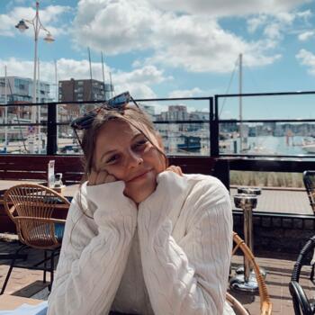 Babysitter in Tilburg: Charlotte