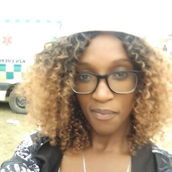 Babysitter Pietermaritzburg: Mesuli