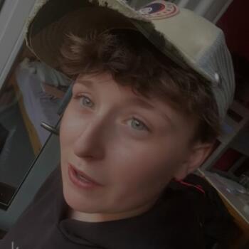 Babysitter in Palleville: Lenaic