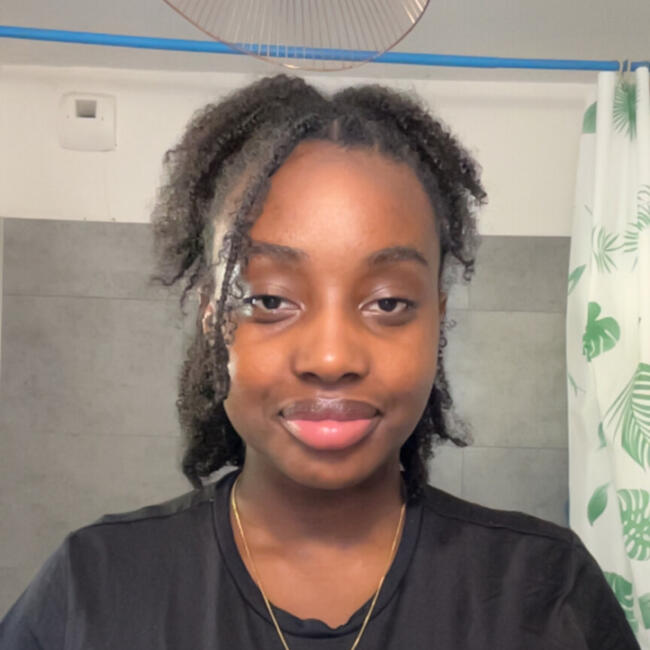 Babysitter in Bouguenais: Samra