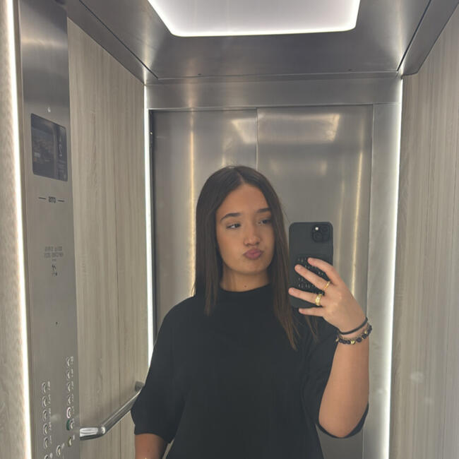 Babysitter in Alfortville: Melissa