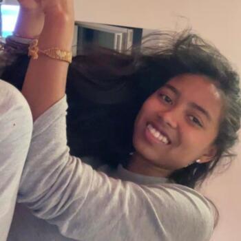 Babysitter Nantes: Cassie