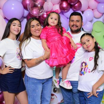 Padre/madre San Nicolás de los Garza: Katherine Paola