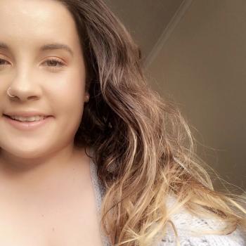 Babysitter Orange: Rhiannon