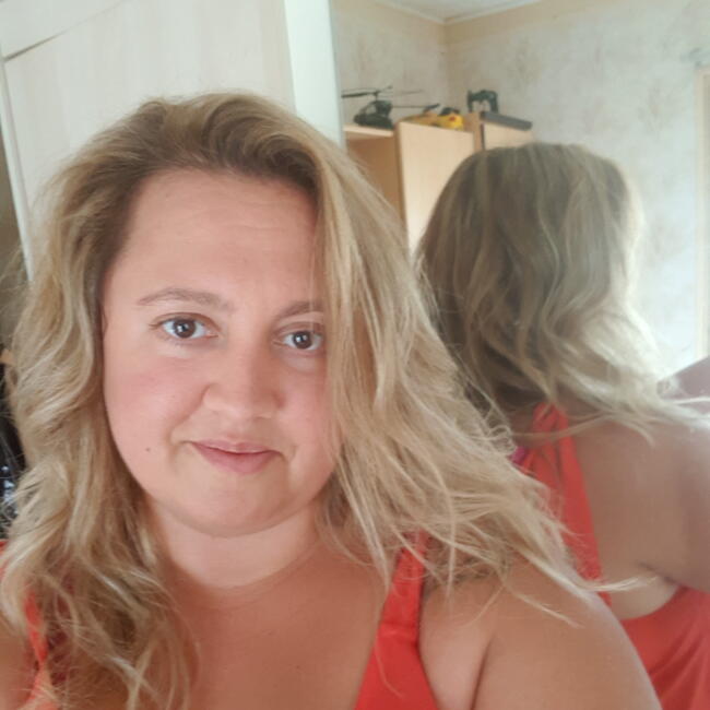 Babysitter in Anglet: Marie Line