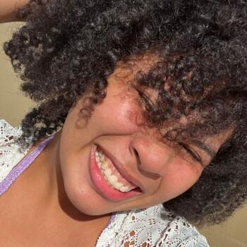 Babysitter São Luís: Alanna