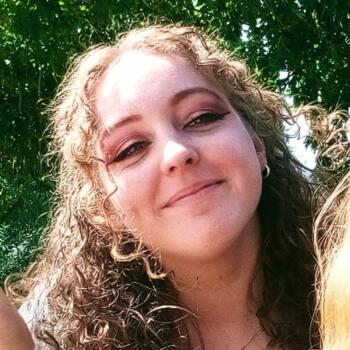 Baby-sitter in Tours: Elisa