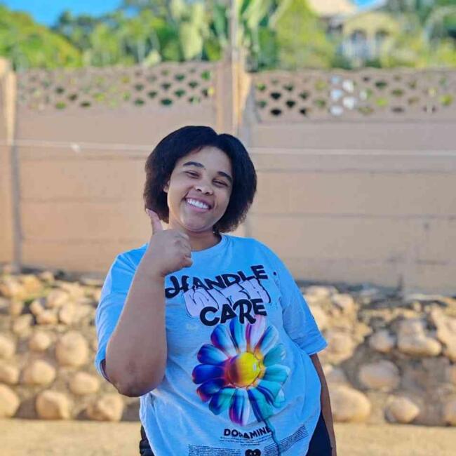 Babysitter in Thuli: Angel