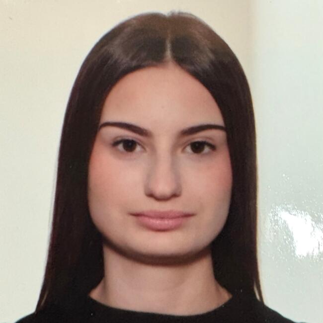 Canguro en Málaga: Lucia