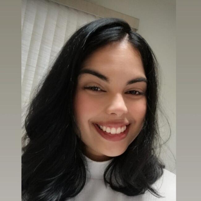 Babysitter in Piracicaba: Clara