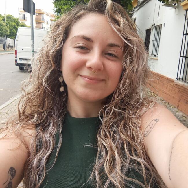 Babysitter in Dos Hermanas: Lucia