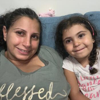 وظيفة جليسة أطفال في الرياض: وظيفة جليسة أطفال Zeina