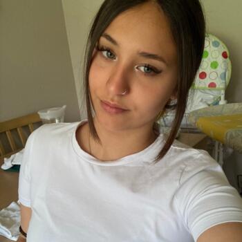 Babysitter in Oviedo: Lucia