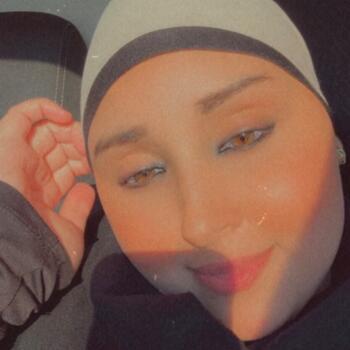 Babysitter in Annemasse: Bouchra