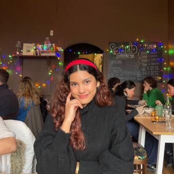 Babysitter in Edinburgh: Ishani