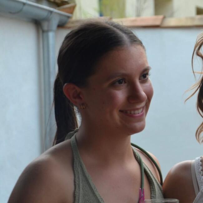 Babysitter in Vouillé (Deux-Sèvres): Fantine