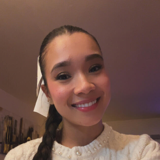 Babysitter in Valley Stream: Yenifer