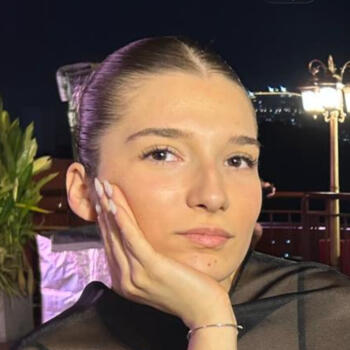 Babysitter in Nice: Louann