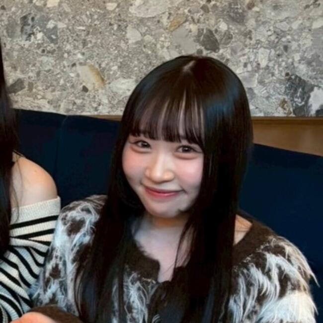 Babysitter in Dublin: Yuna Kobayashi
