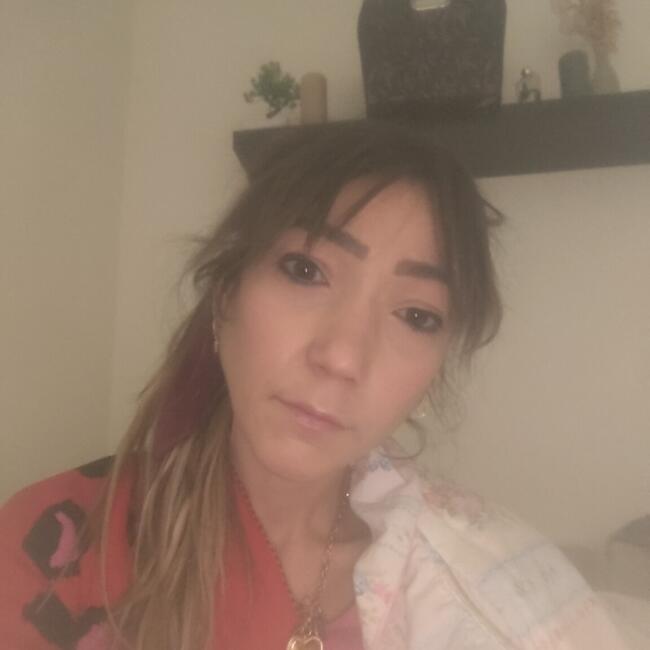 Babysitter in Paris: Celia