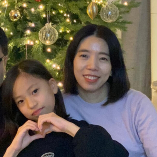 Babysitting job in Yongin-si: Kew