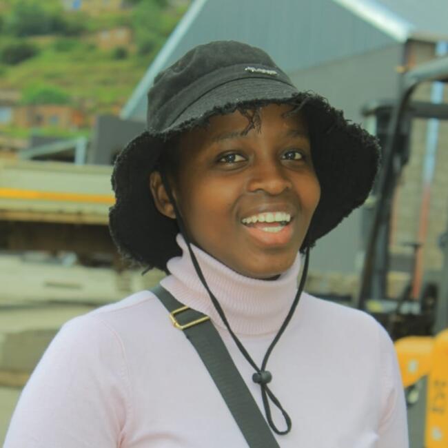 Babysitter in Worcester: Lithapelo