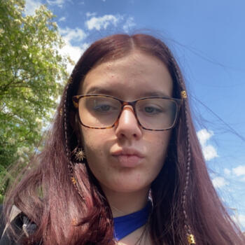 Babysitter in Cambrai: Lea