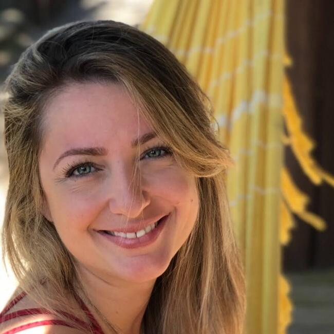 Babysitting job in Florianópolis: Daiany